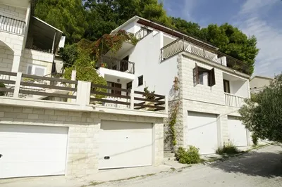 Apartmanok Aria