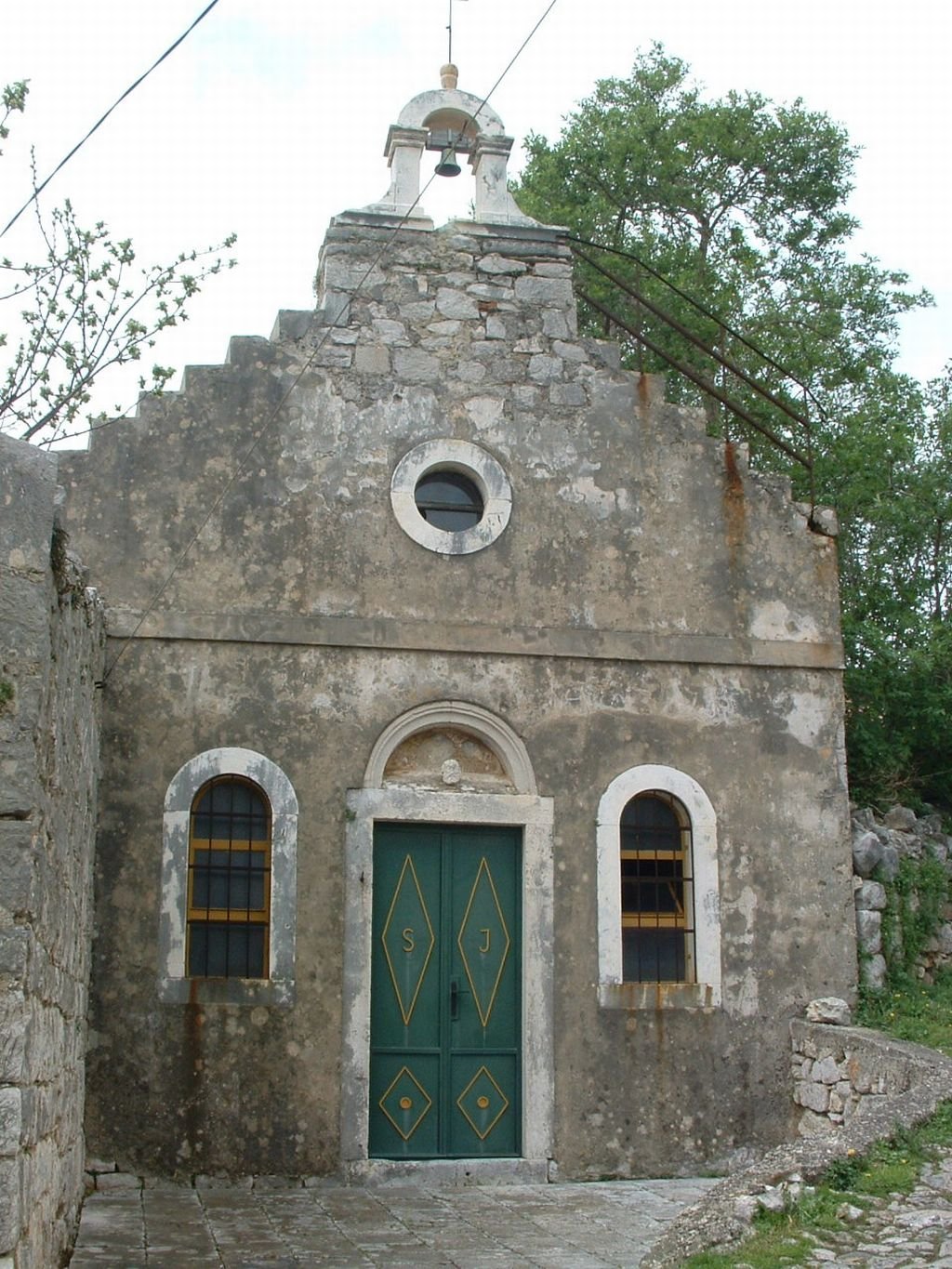 Szent jozsef templom svirce