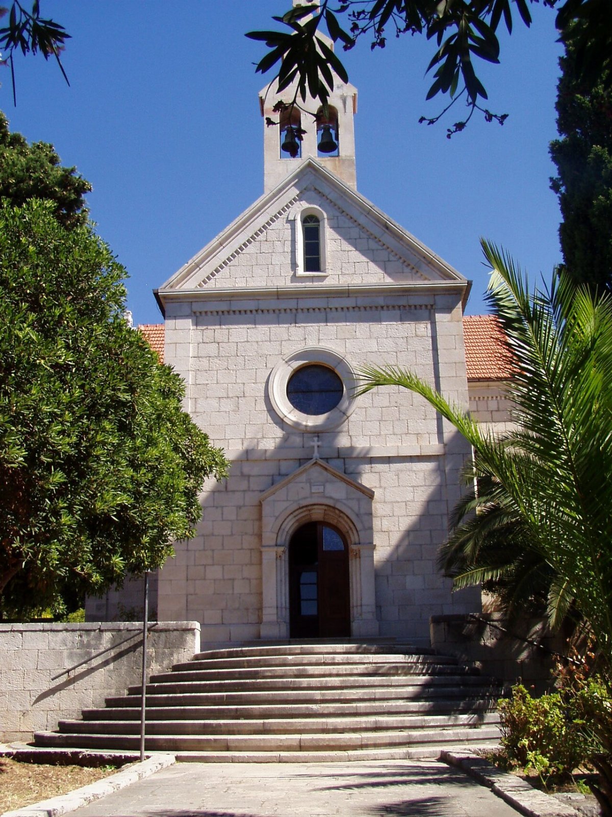 Szent gyorgy templom sucuraj