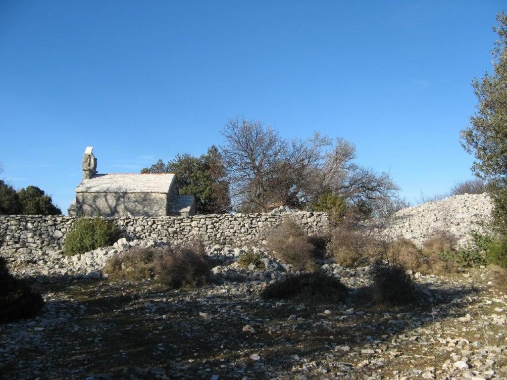 Szent mihaly templom gornji humac