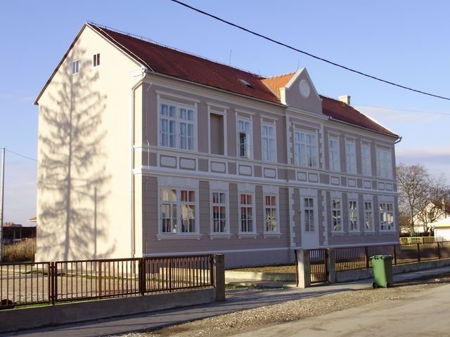 Altalanos iskola epulete donja lomnica